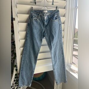 Medium/dark wash pacsun low rise straight jeans, women’s size 24